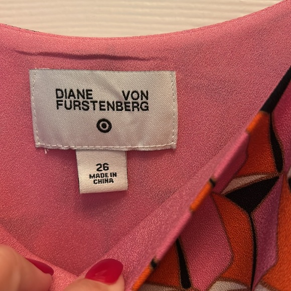 Pink Geometric Patterned Women's Dress - Picture 2 of 7